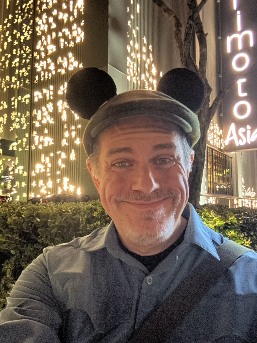 Selfie in front of Morimoto